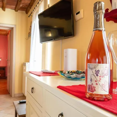 Il Balconcino Del Borgo 아파트